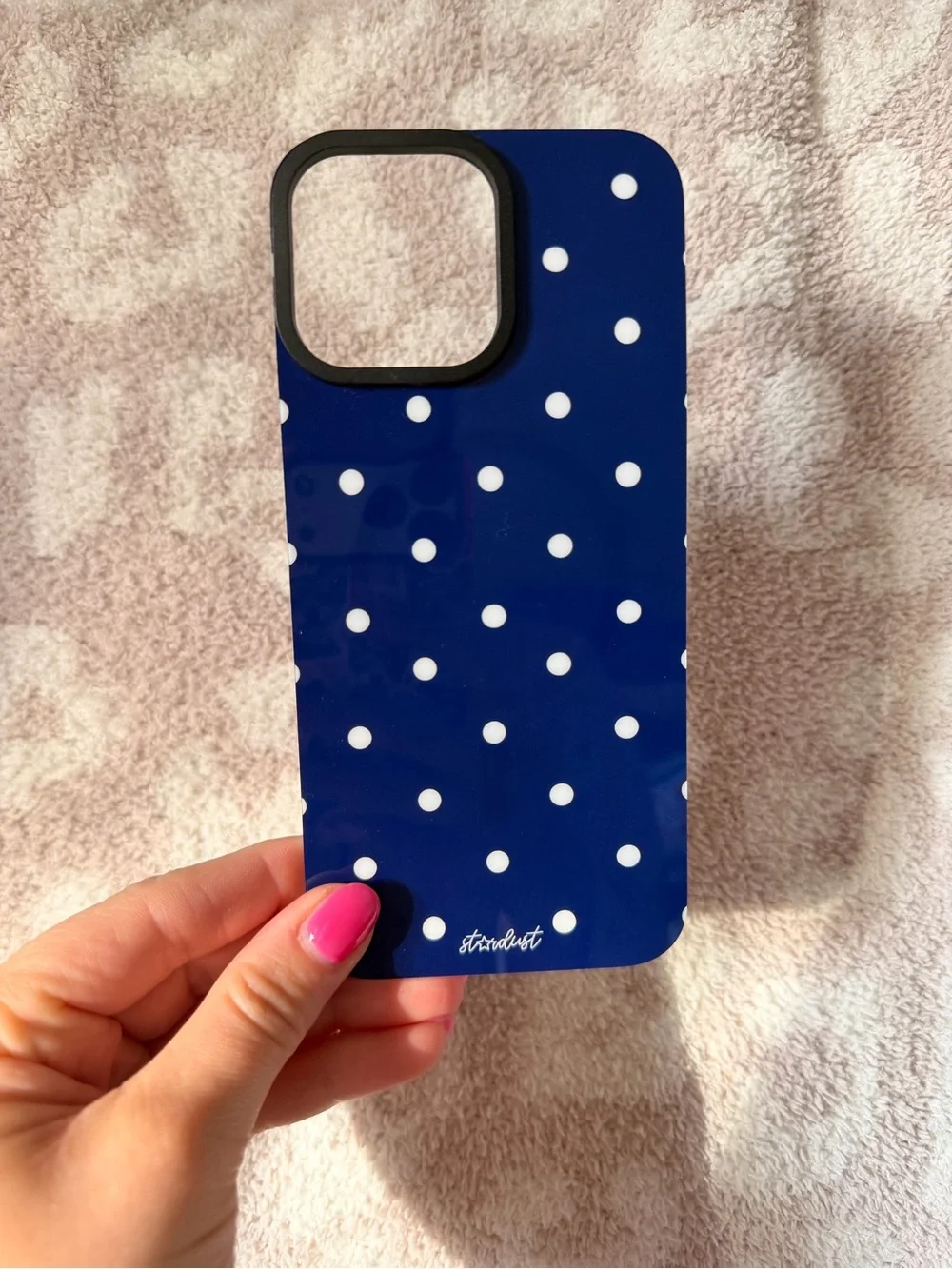 Polka Pop iPhone 16 Pro Max Snap